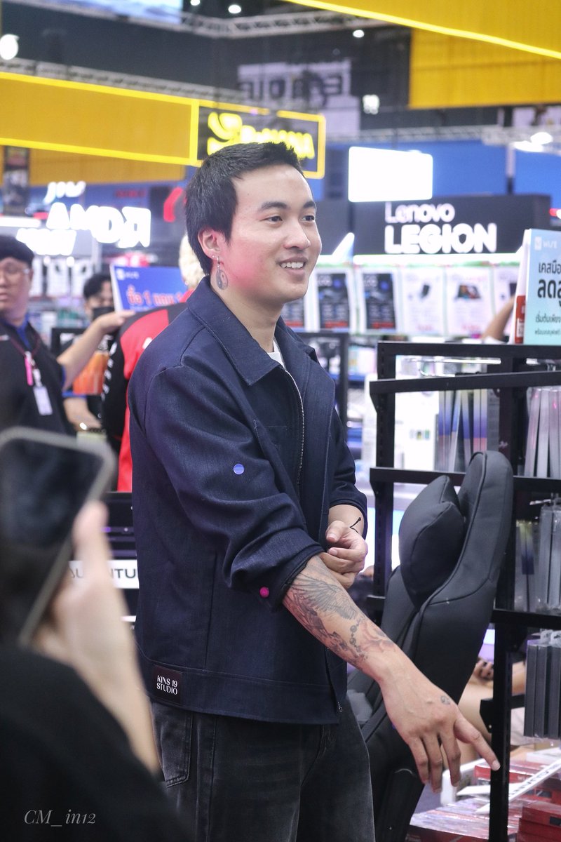 มาอัพเดทแพทช์ค้าบบ 🥹🫶

#CigaretteSKla #PRXCGRS #ใส่นัวแฟมิลี่
#JBLThailand #Commartthailand2026