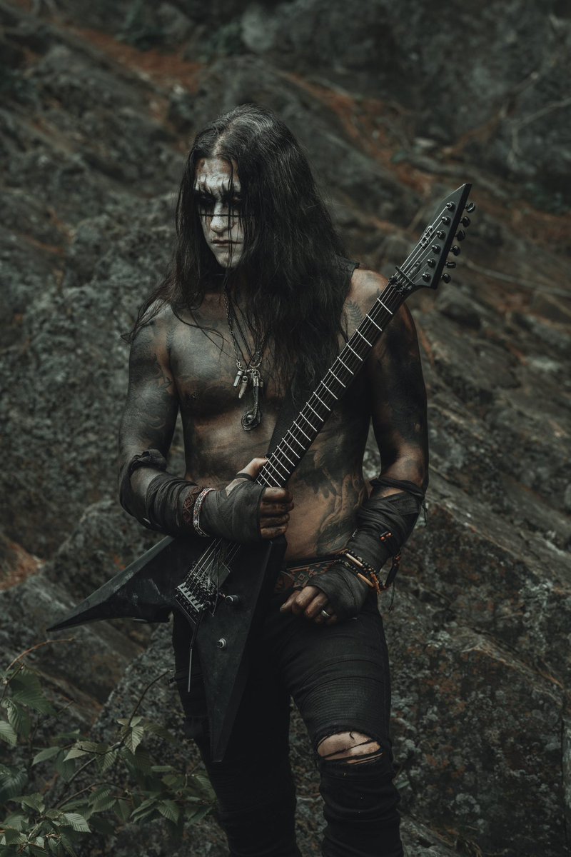 DEVILS_666_xxxx's tweet photo. 𝕿𝖔𝖉𝖆𝖞'𝖘 𝖗𝖊𝖈𝖔𝖒𝖒𝖊𝖉𝖆𝖙𝖎𝖔𝖓 𝕸𝖊𝖙𝖆𝖑🎸は...
🇺🇸🇺🇸🇺🇸
Blackbraid - Celestial Bloodlust (Official Music Video) https://t.co/9x8GA4ox0D @YouTubeより
#usa #blackbraid #atmosphericblackmetal #independentrecords #nowplaying https://t.co/rB1ZdmI9uA