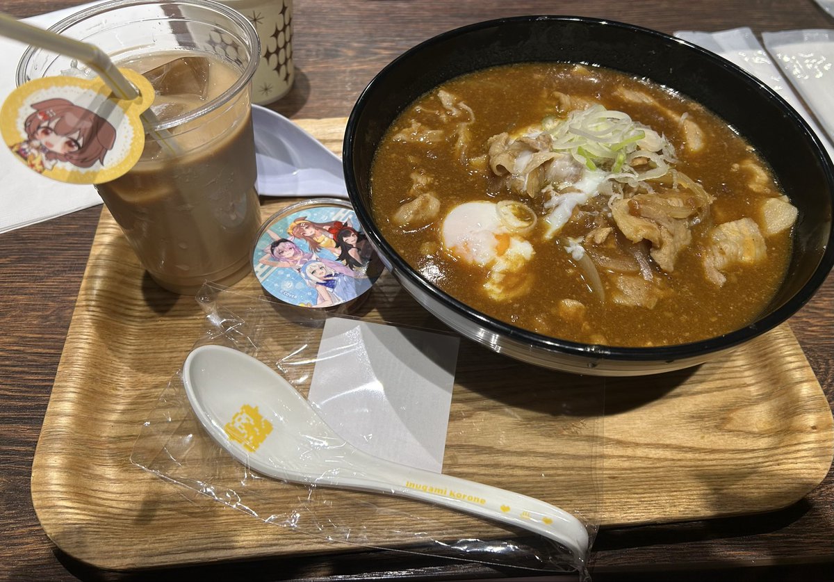 _kanonno_'s tweet photo. #フロライフゲーマーズ

フロライフ初めてきてみた。グッズが可愛くて全部欲しくなる…こ、これでも我慢したよ…

カレーうどん美味しかった(*´ω｀*) https://t.co/DgA1wetZGN