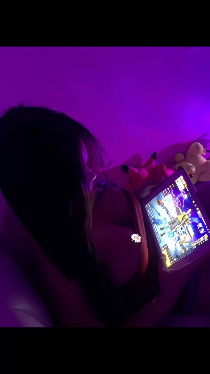 Girlfriend or wife? HG