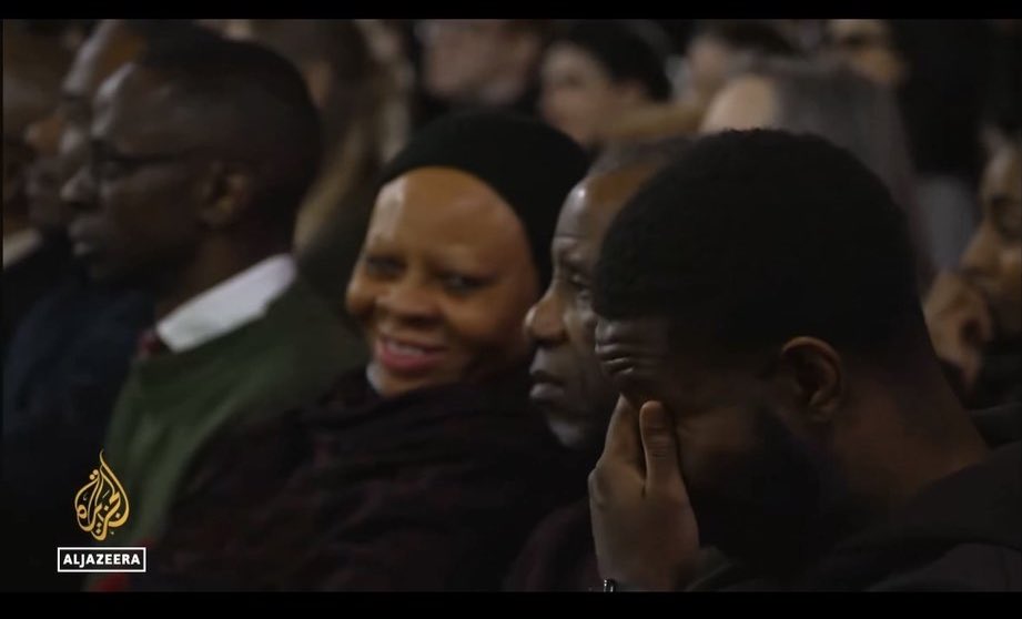 <a href="/trigottista/">Harry Da Diegot</a> We used to hold men by their words

But yesterday, "Mehdi mercilessly held Bwalie by his blokkos"