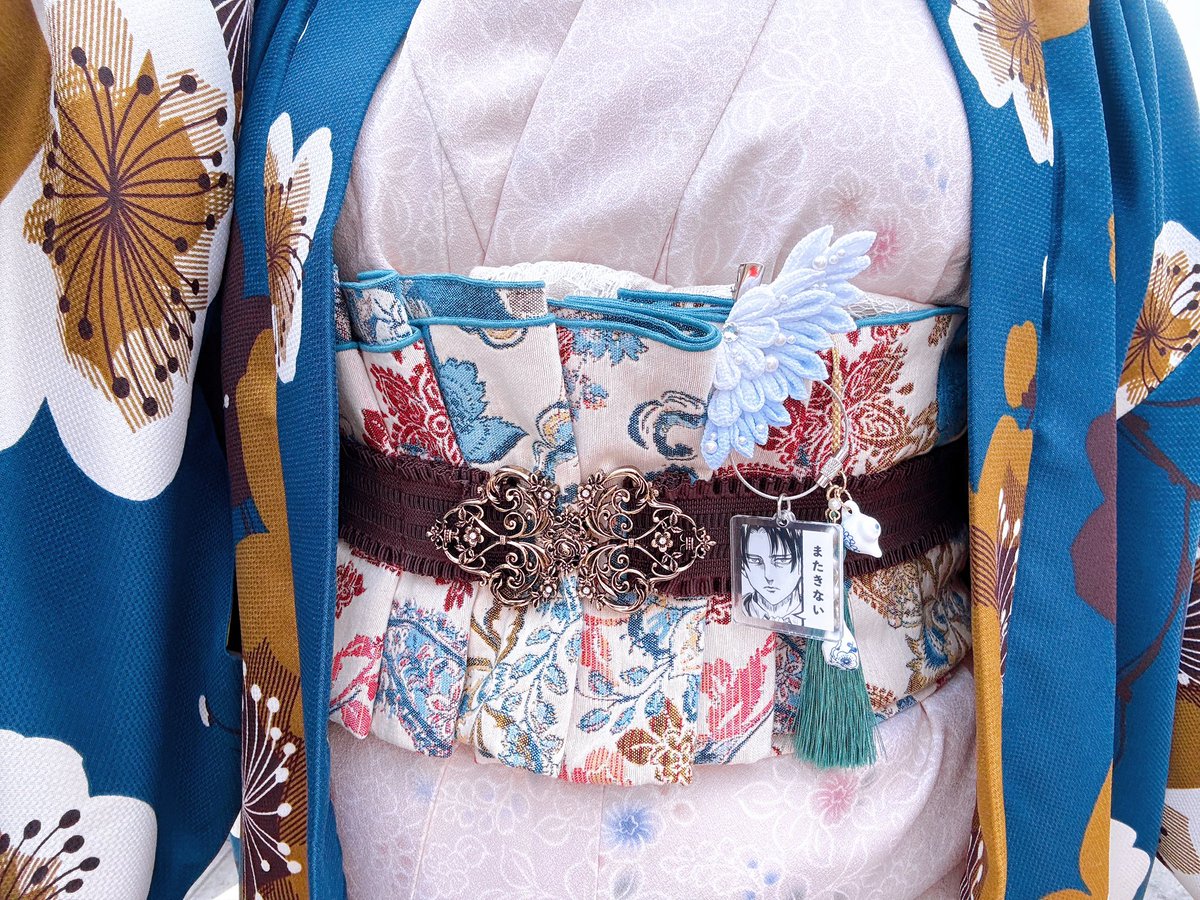 ツユリ⛓(*눈_눈)σ兵長太もも部部長 tweet media