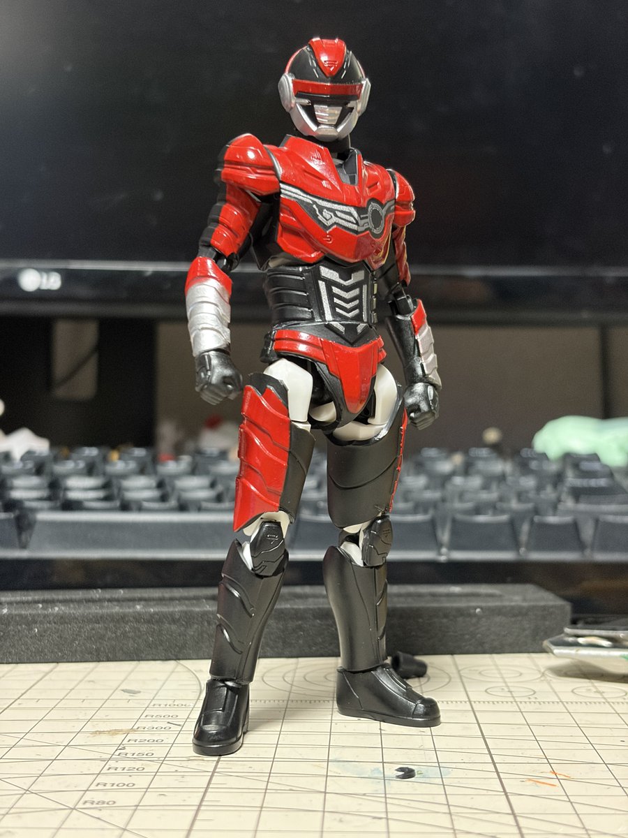 tokihama_n's tweet photo. セリアの戦闘フィギュアくんがコンバットスーツを蒸着する時間はわずか3時間である https://t.co/6wSnOAwxH6