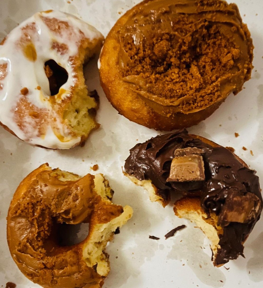 I have a very big rat in the house that can stand on its feet and decide to taste all three donuts. Anyone up for adoption? Smh🐀🍩