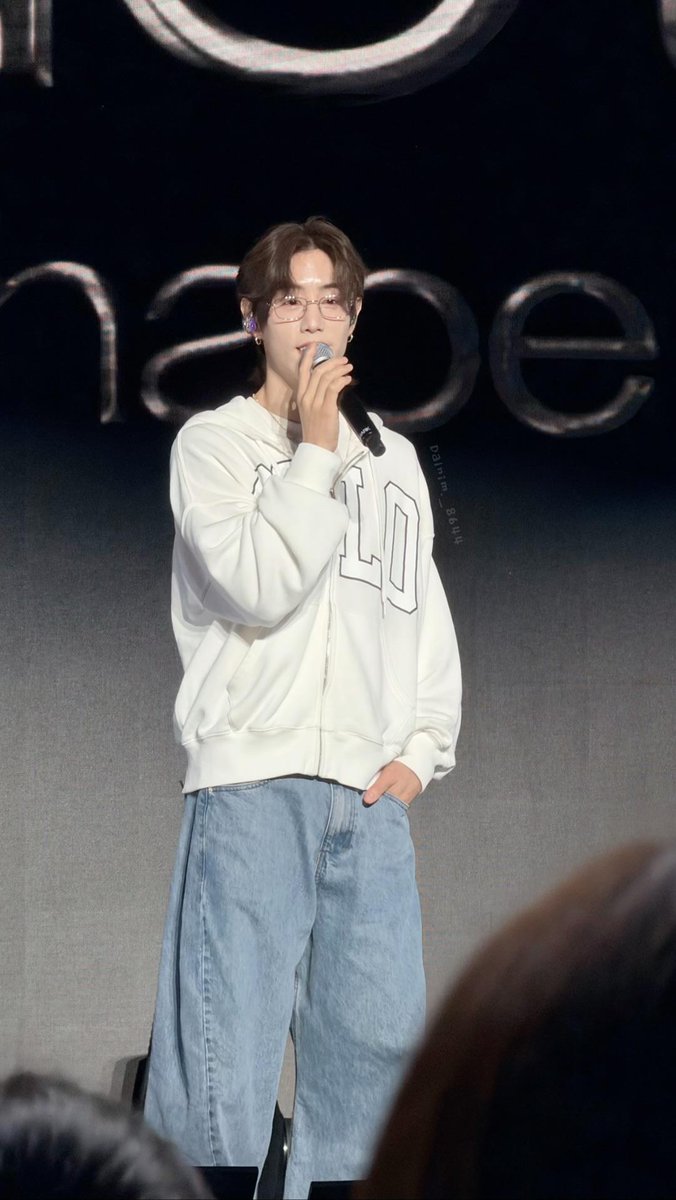 Worldwide Mark Tuan tweet media
