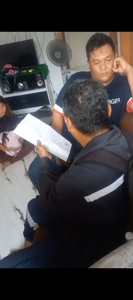 PenikmatSenja tweet media