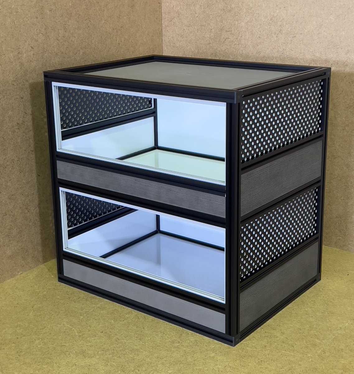 赤丸ケージのRed Circle tweet media