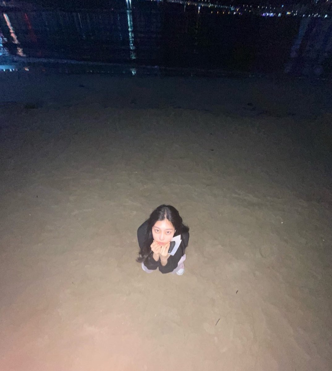 한윤 tweet media
