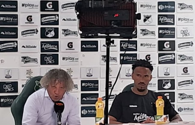 Después de la derrota 2-0. Del Once Caldas sobre Deportivo Cali, el Profesor Alberto Gamero, renunció.
Dejando al <a href="/DeportivoCaliCP/">Deportivo Cali</a> en la presente Liga en la posición 10, 12 puntos, 10 encuentros, 3 victorias, 3 empates, 4 derrotas, goles a favor 11, goles en contra 10