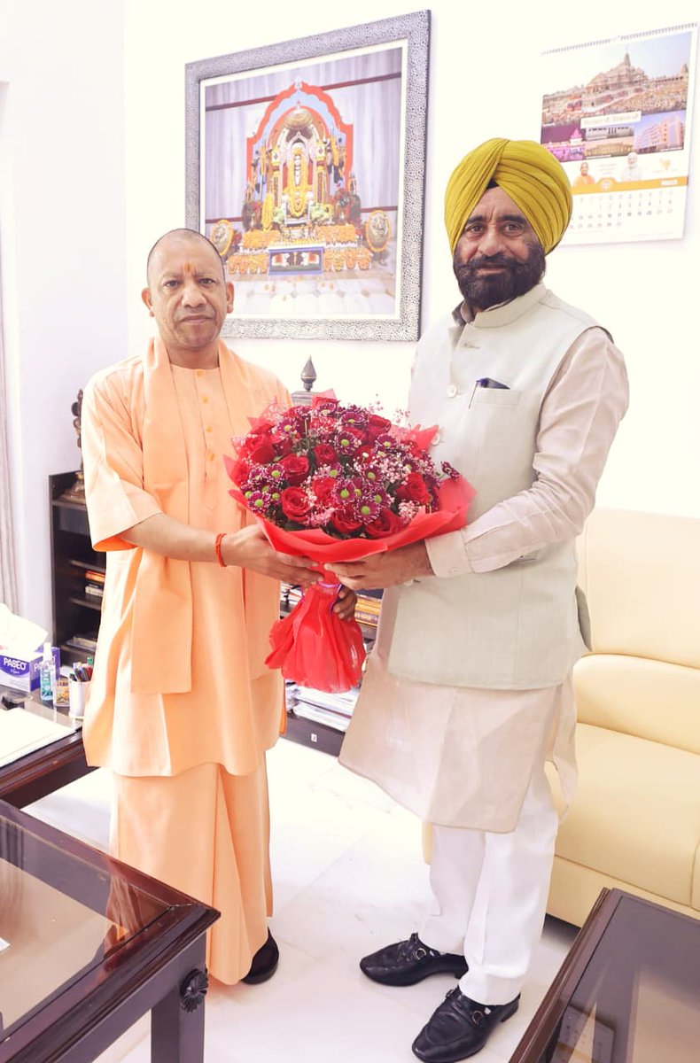 BaldevAulakh's tweet image. आज लखनऊ स्थित 5- कालिदास मार्ग, मुख्यमंत्री आवास पर प्रदेश के यशस्वी मुख्यमंत्री परम आदरणीय श्री @myogiadityanath  महाराज जी से शिष्टाचार भेंट कर होली के पावन अवसर पर हार्दिक शुभकामनाएं प्रेषित कीं।

#holi #Holi2026 #YogiAdityanath #CMYogi #BJP4UP #UttarPradesh 
@BJP4UP
