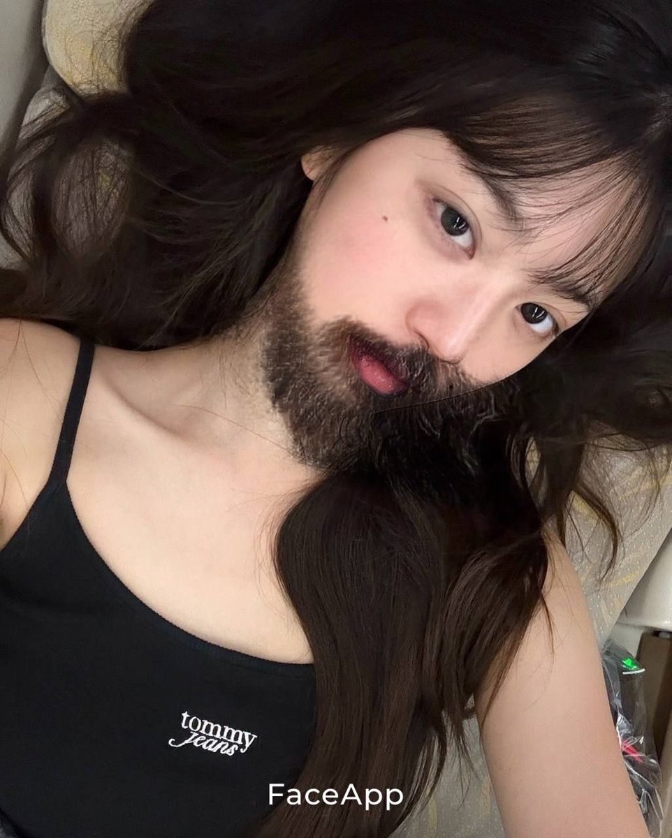 Artist, Jeanette. tweet media