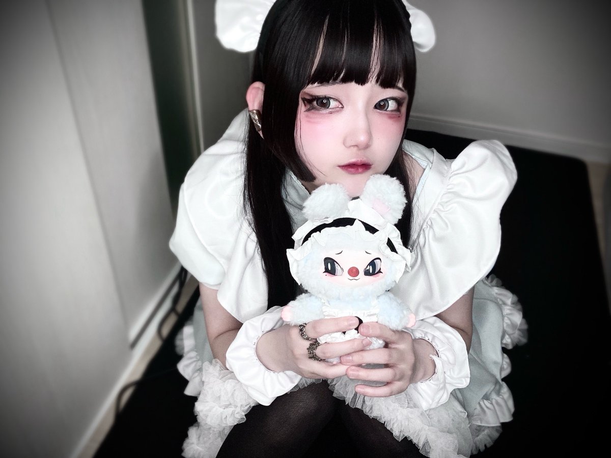 yyy_ursm's tweet photo. ❤︎siinonoちゃん概念メイク❤︎
#siinono #シノノ #自撮り界隈 https://t.co/axEt1lfowZ