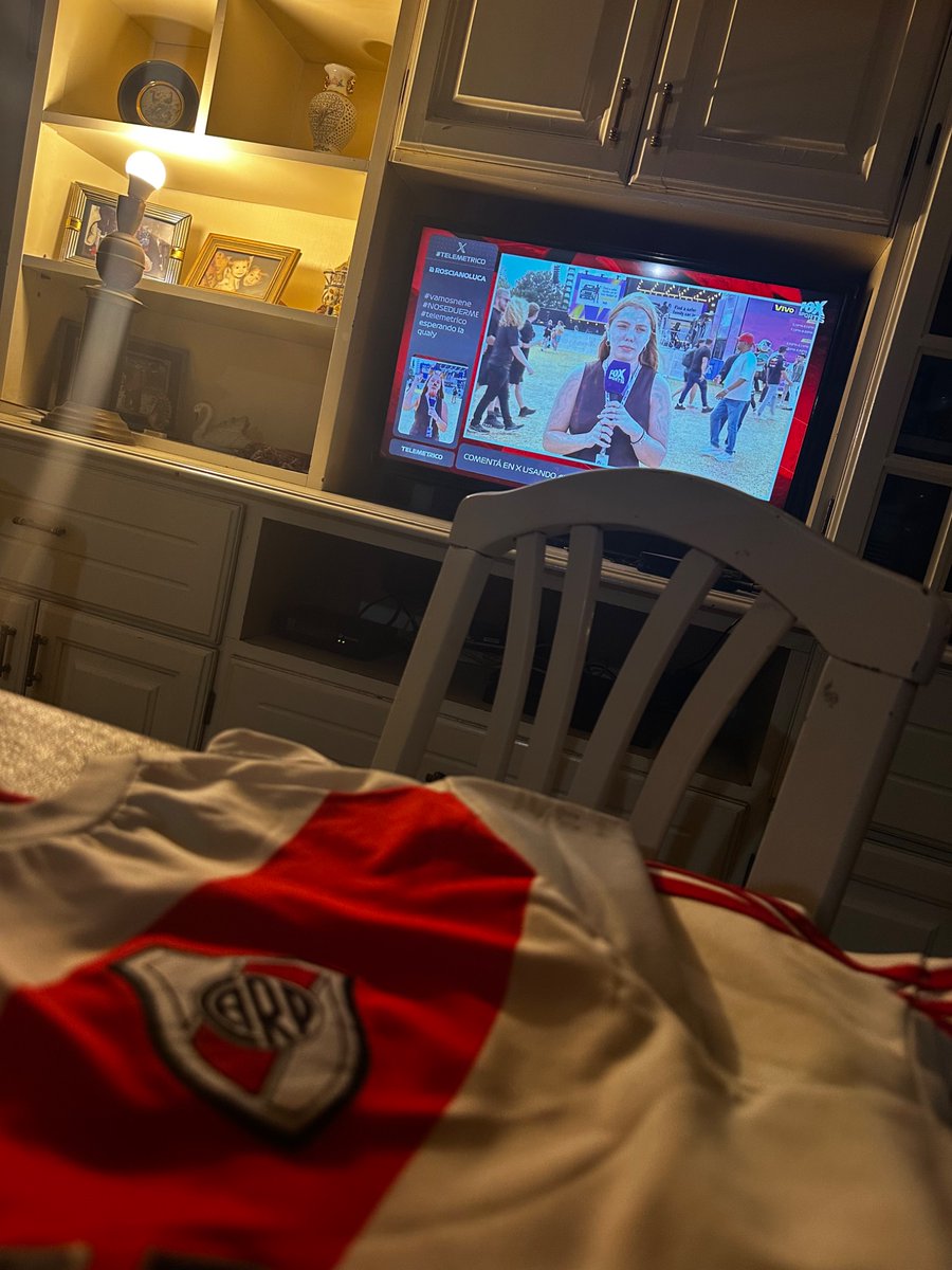 DarioRamzz's tweet photo. Haciendo el aguante, q3 para franquito hoy 
Aguante river 
Aguante florcita 💪
#vamosnene https://t.co/KslQcEtMkI