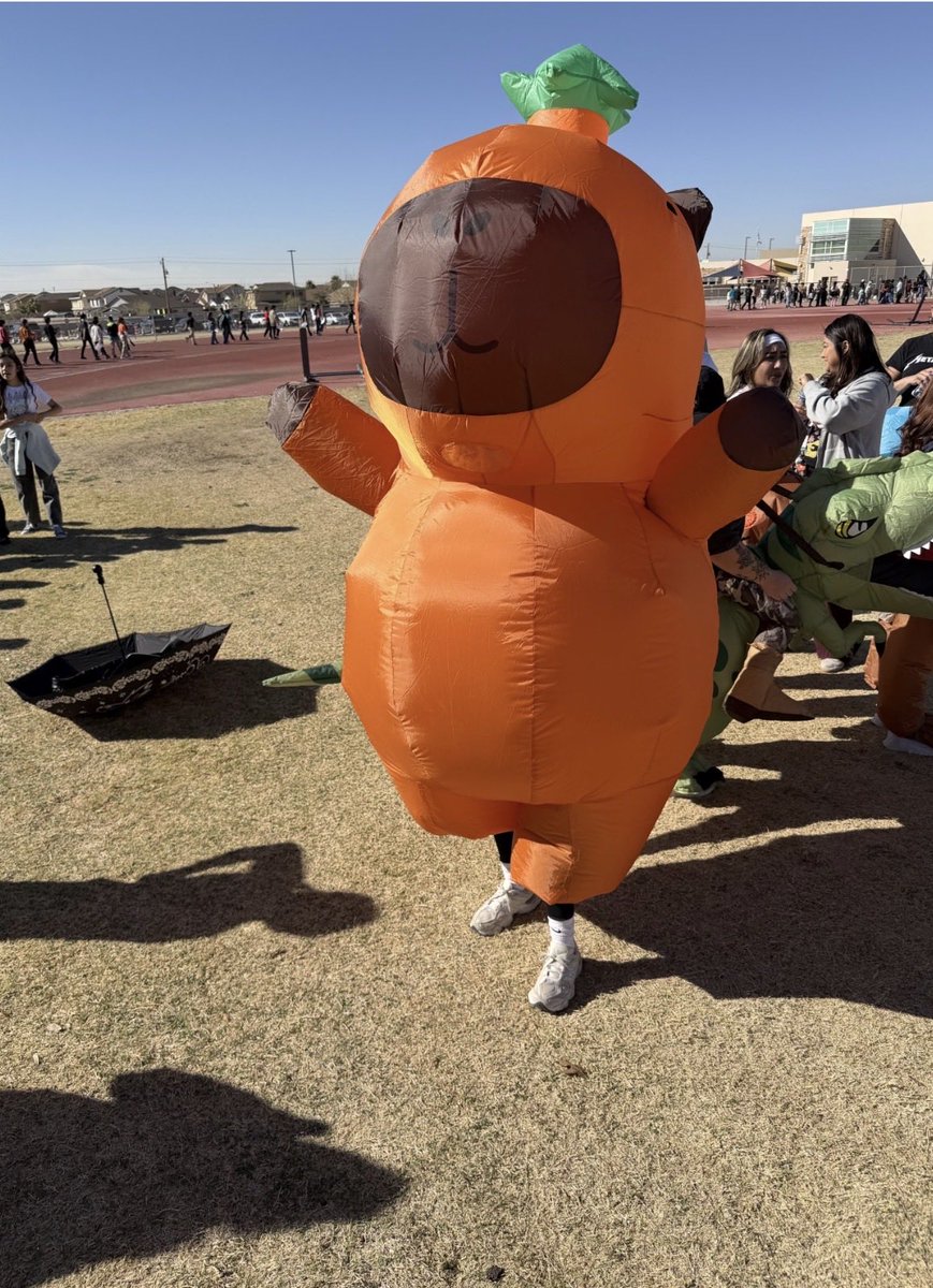 Rosa M. Chavez tweet media