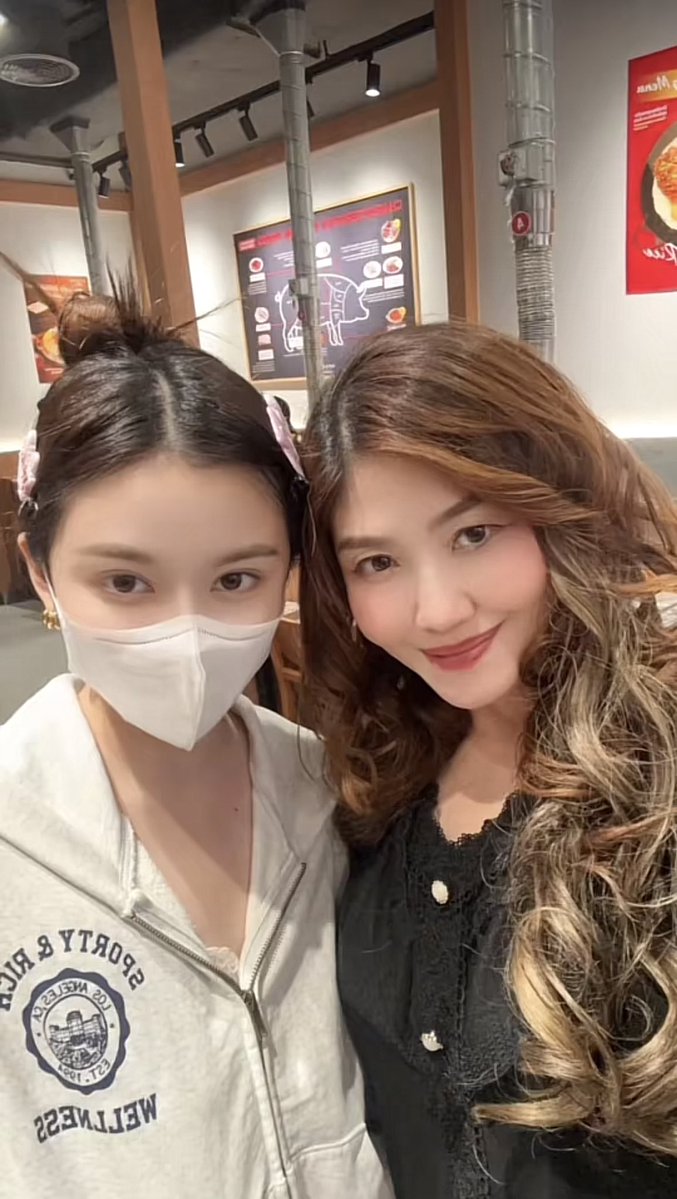 Baby and mother <a href="/primiily1_/">primiily</a> 

I wish the baby made a daily vlog

#primiily