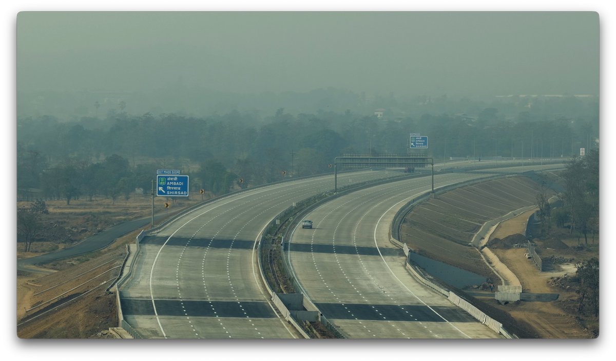 dronemanYT's tweet photo. Delhi-Mumbai Expressway
Virar-JNPT SPUR, Package-15
Except the Vadape Interchange this 23 km package is almost completed.

Full Video - https://t.co/O6PjQcTcjm https://t.co/NmueoSS7An