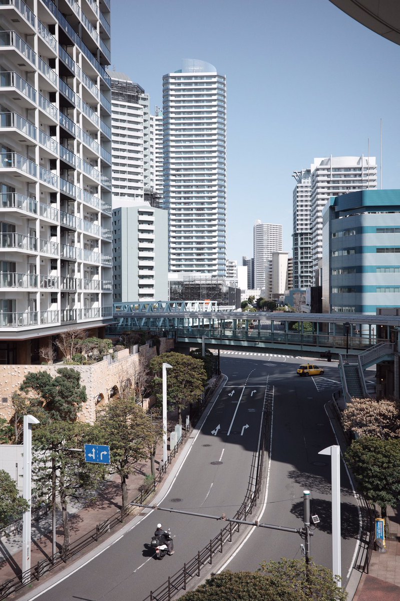 wattmann_cm_myh's tweet image. こんにちは☀️
ワットマン横浜ベイクォーターカメラ買取センターです✨

【入荷情報】
RICOH  GRⅢx

大人気のモデルが入荷いたしました。40mmの画角が絶妙で、街中をスナップするのが楽しくなるカメラです。起動も早くベストタイミングを逃さないのも魅力です♪

#RICOH #GR3x