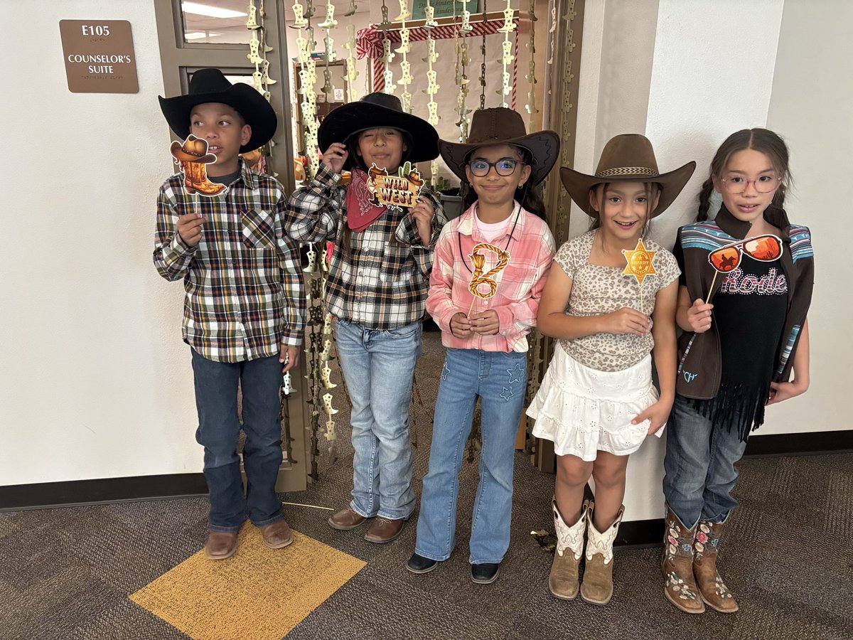 Rosa M. Chavez tweet media