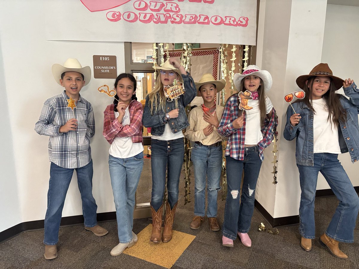 Rosa M. Chavez tweet media