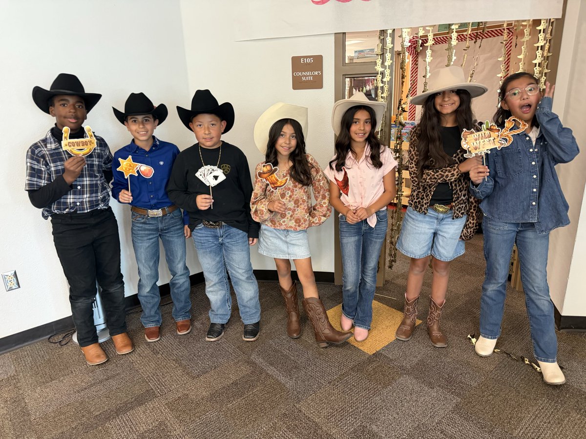 Rosa M. Chavez tweet media