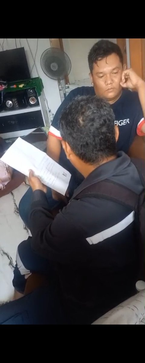 PenikmatSenja tweet media