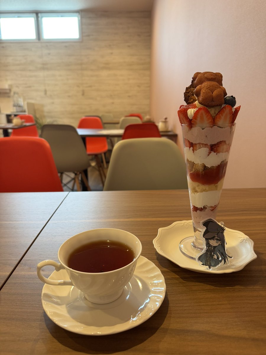 kaka7931's tweet image. いちごパフェ
くまさんかわいい🧸🍓
#Valentine