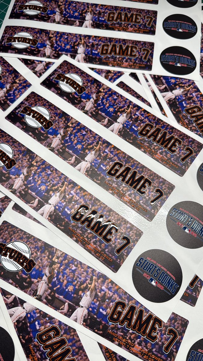 Sturt doinks tweet media