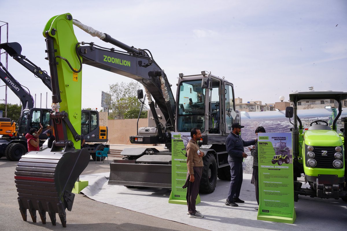 BuildAsia's tweet image. Spotlight on @Zoomliontech as a 𝐆𝐨𝐥𝐝 𝐒𝐩𝐨𝐧𝐬𝐨𝐫 at the 19𝐭𝐡 𝐁𝐮𝐢𝐥𝐝 𝐀𝐬𝐢𝐚 𝐈𝐧𝐭𝐞𝐫𝐧𝐚𝐭𝐢𝐨𝐧𝐚𝐥 𝐄𝐱𝐡𝐢𝐛𝐢𝐭𝐢𝐨𝐧 𝐚𝐧𝐝 𝐂𝐨𝐧𝐟𝐞𝐫𝐞𝐧𝐜𝐞𝐬! 📸

#BuildAsia #ExhibitionSuccess #ConstructionIndustry #Innovation #zoomlion #BuildAsia19th