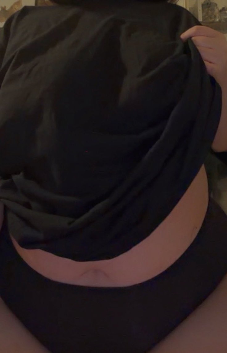 Otaku Roxy tweet media