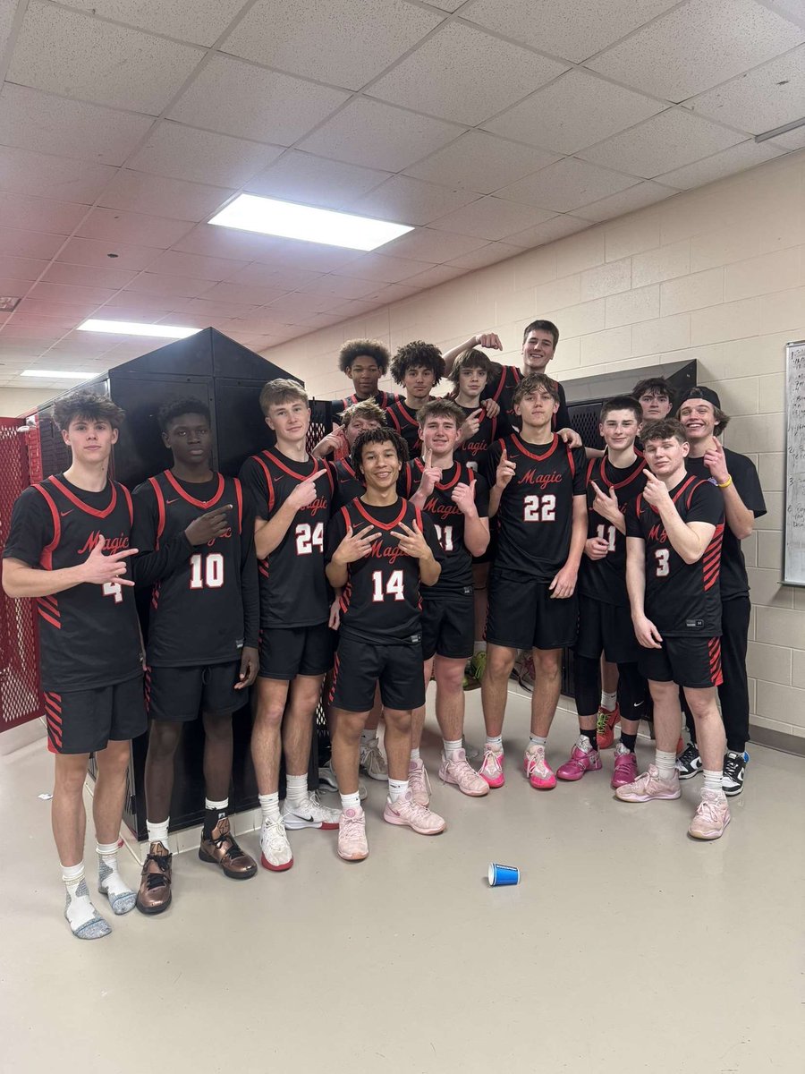 Rhys Nebben tweet media