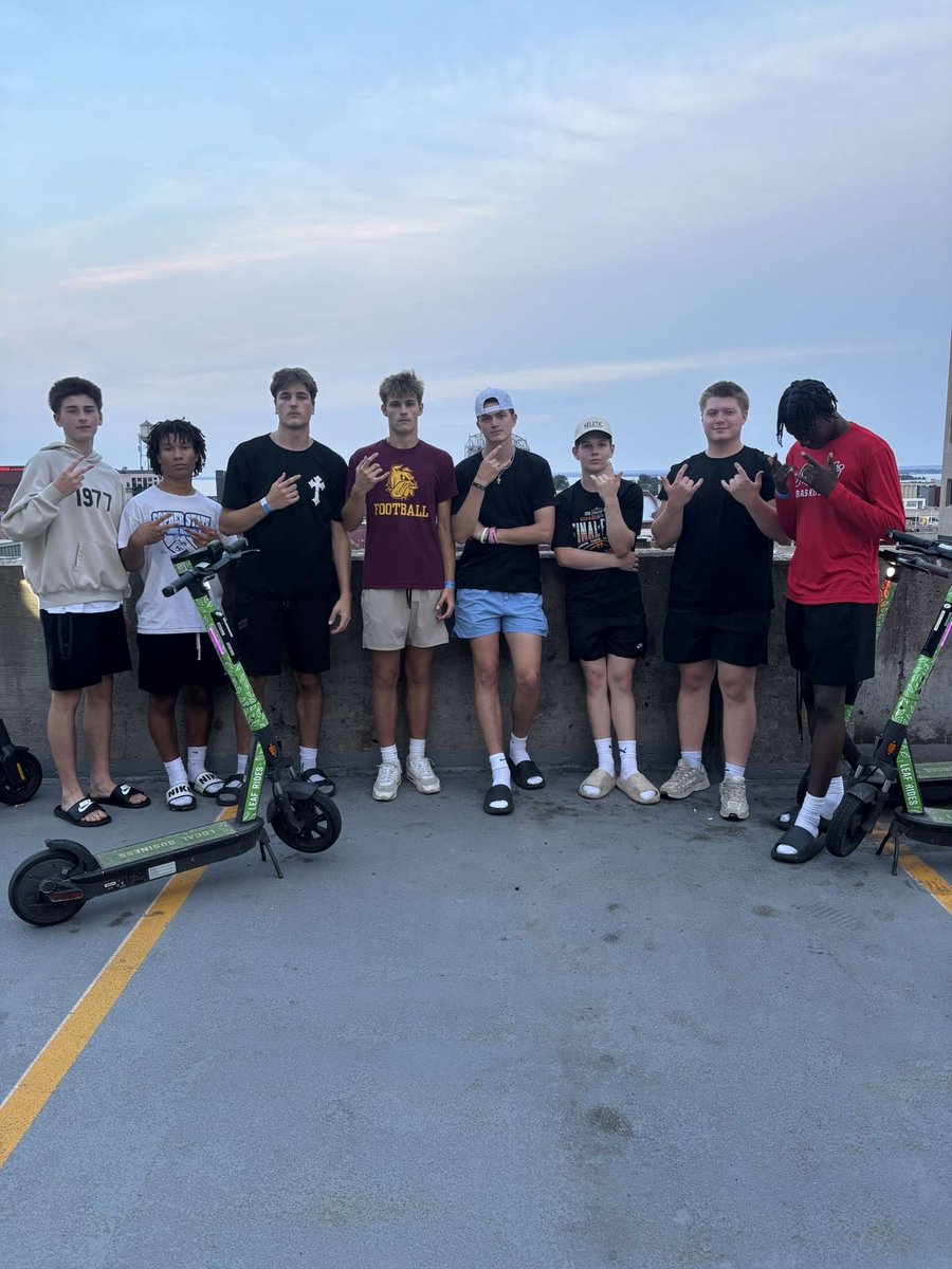 Rhys Nebben tweet media