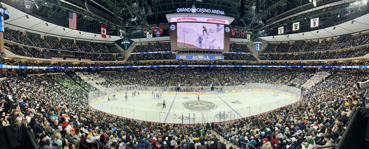 Chris Long tweet media