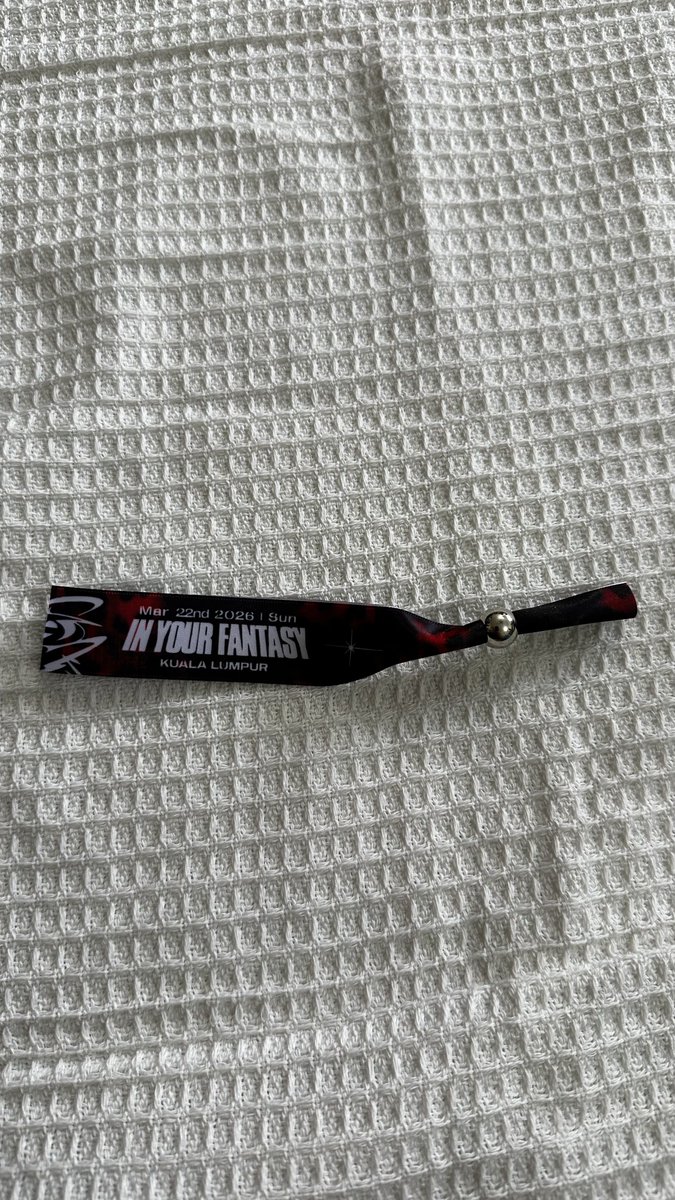 ATEEZ1117_MY's tweet photo. [📢] 2026 IN YOUR FANTASY IN KUALA LUMPUR 
FREEBIES LIVE PREVIEW 

📍 Subway, Axiata Arena
🕰️ 9.00 AM - till finish
*Please claim from our volunteer crews and QUEUE properly 

— Wristband https://t.co/vzaCAZ5wdi
