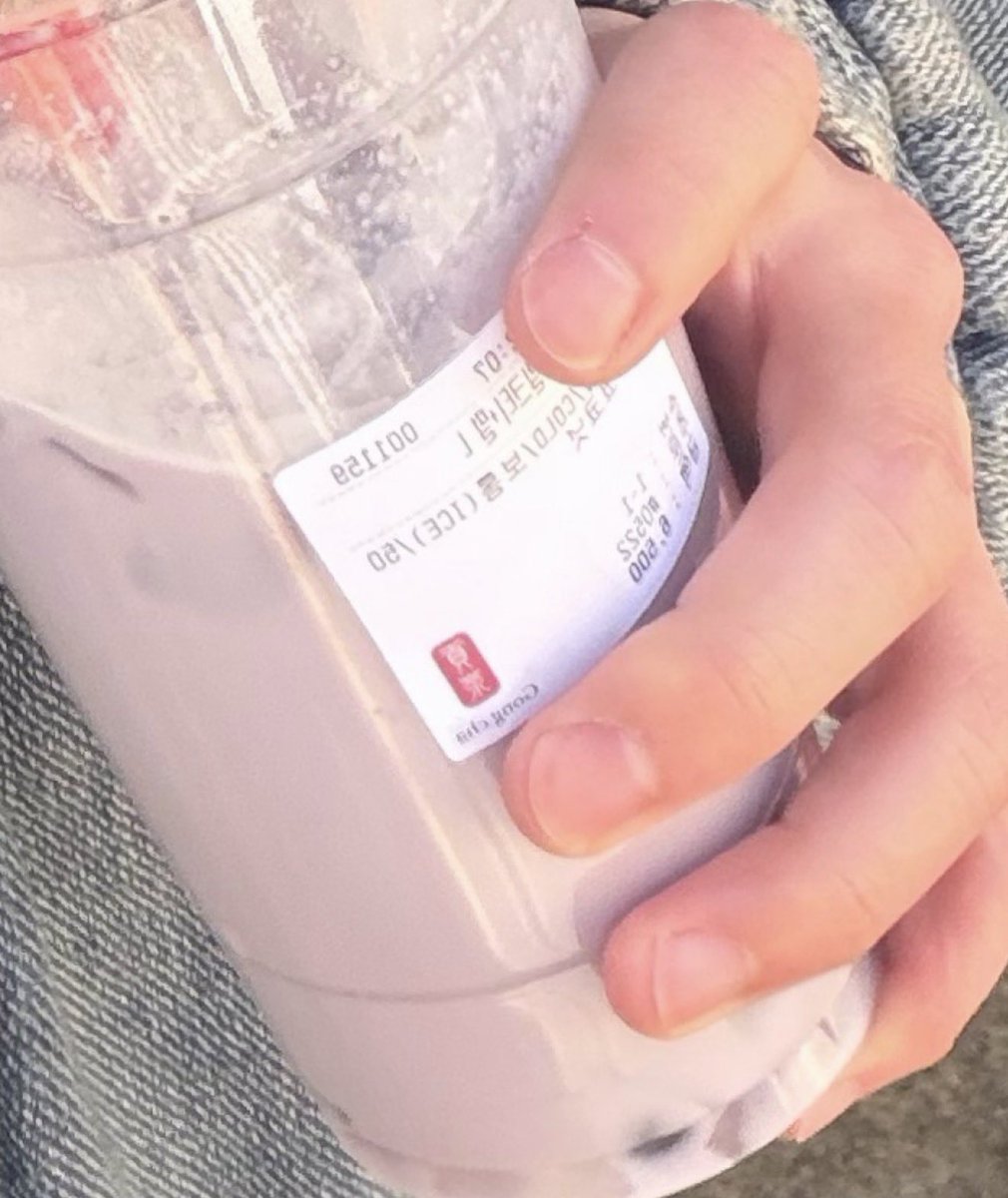 공차 시우민픽 .ᐟ

타로밀크티+펄 점보 / 얼음보통 / 당도 50 /코코넛추가

#시우민 #XIUMIN #シウミン #秀珉 #민석 #공차