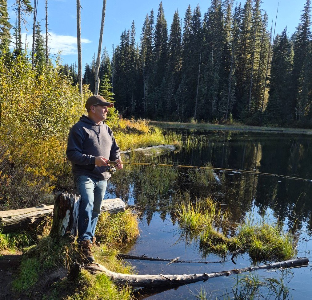 MWSchutter's tweet photo. Sometimes you just need to go fishing and have a conversation with God. https://t.co/JyVuryfb6g