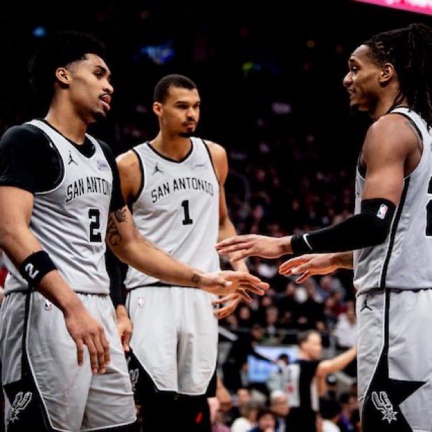 Hoop Central tweet media