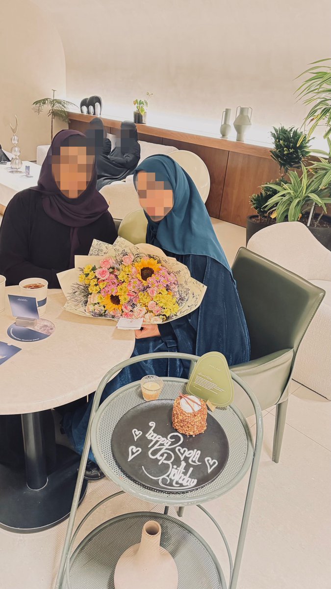 _ola1997's tweet photo. واليوم ممكن تقولي يانفسي إنك سعيدة ♥️ https://t.co/6aeqdzmGM0