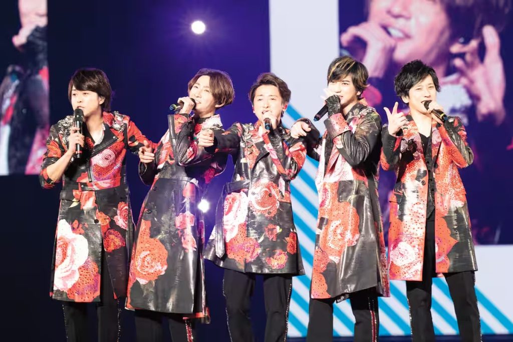 arashi5_flim_26's tweet photo. 皆様の温かい支えのおかげで、本日も無事に一日を終えることができました。心より感謝申し上げます。

いつも応援していただきありがとうございます！

#嵐 
#ARASHI https://t.co/6MPZ2dy8HB