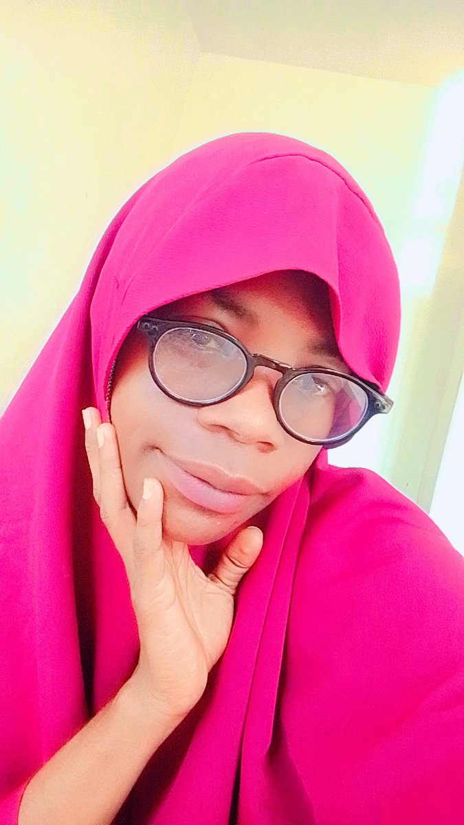 Tee🦋 tweet media