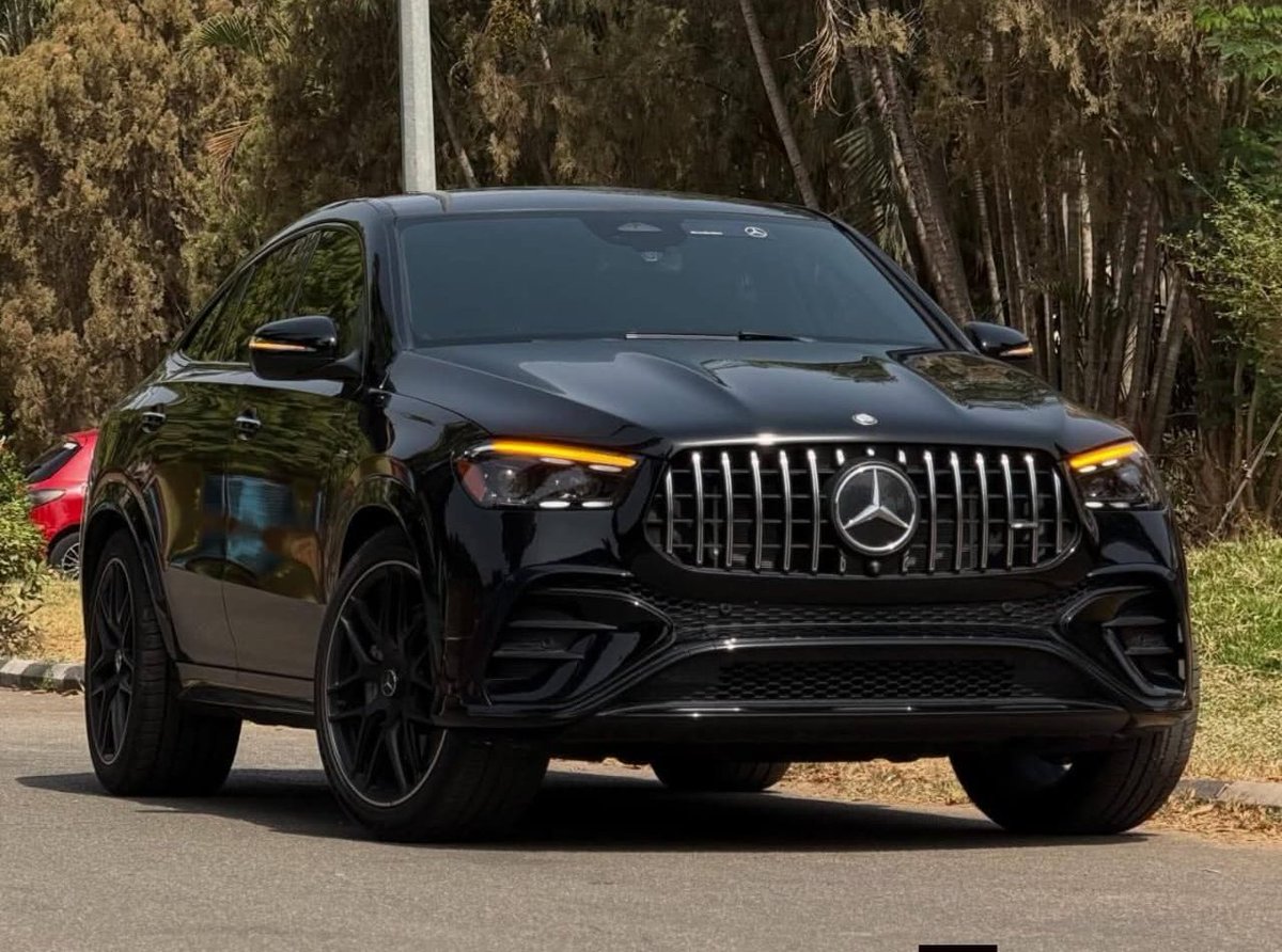 DriveNowUg's tweet image. Weekend is here, what's are your plans?

&amp;gt; Shopping   
&amp;gt; Partying   
&amp;gt; Hang outs 
&amp;gt; Your Wedding  
&amp;gt; Photo shoots 
&amp;gt; Cinema 

Here to drop you off to any destination.

#HireNow