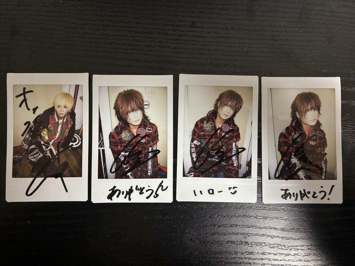 華 tweet media
