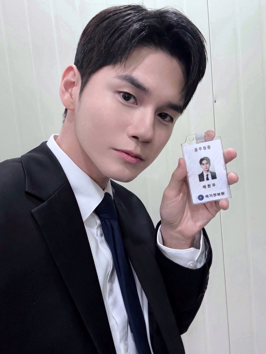 [💕] 위로들의 사랑은 Mr.B가 책임지겠습니다😎🖤

#옹성우 #ONGSEONGWU #월간남친 #BoyfriendonDemand