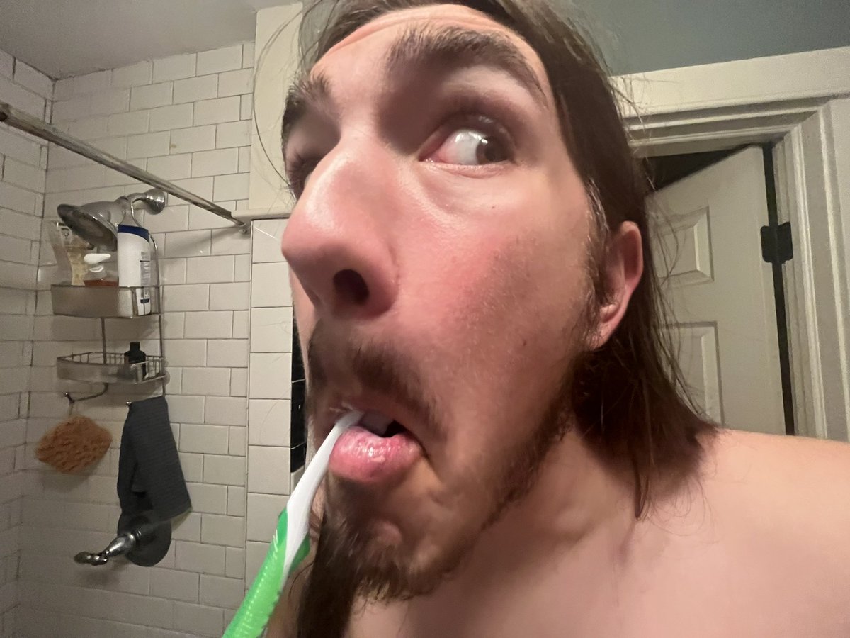 Giuseppe Appleknocker tweet media