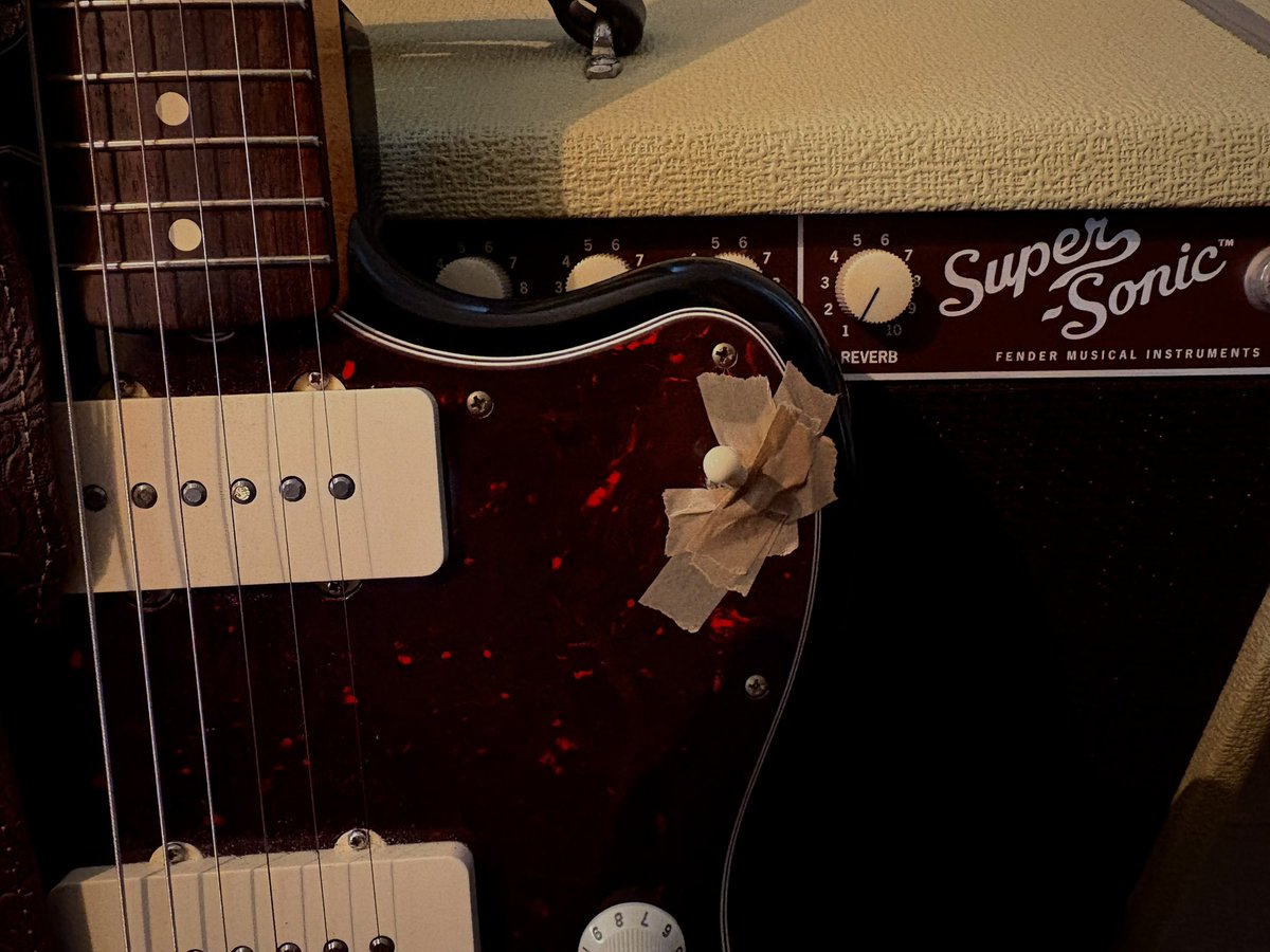 YELLOW13 tweet media