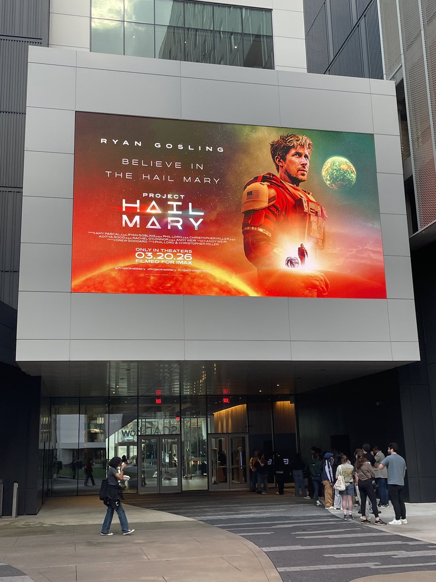 Max Wright tweet media