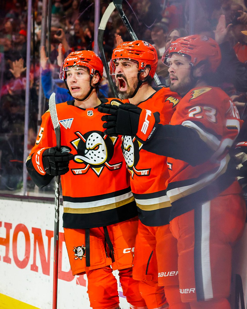 Anaheim Ducks tweet media