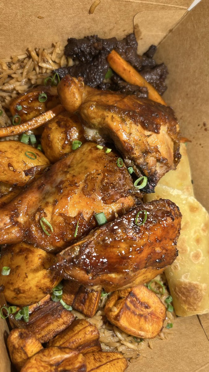 lukas_kitchen's tweet photo. We are open today 

12;00pm to 8:00pm https://t.co/2DmGk0lrOu