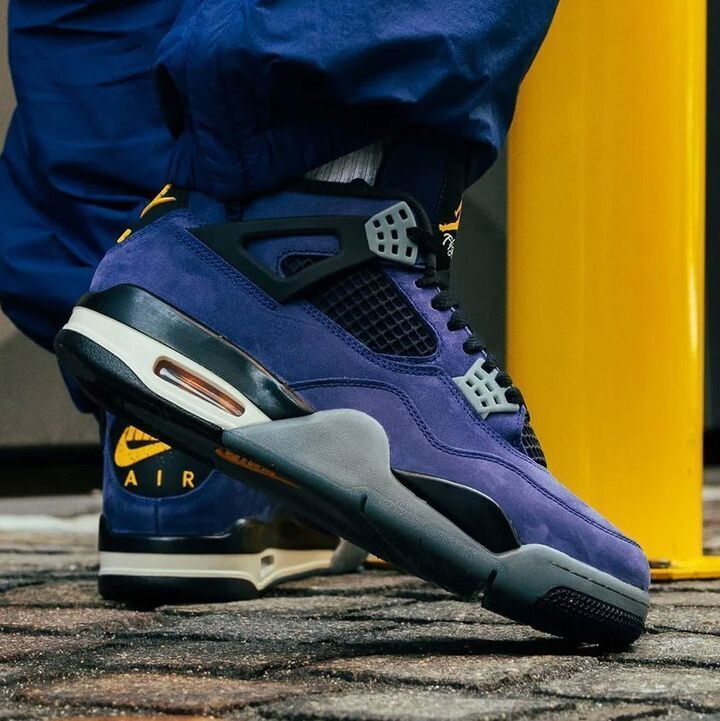 sneakerhuddle's tweet photo. DIRECT LINKS via Footsites ⚡️
Ad: Air Jordan 4 'Lakers' 

Foot Locker 
MENS https://t.co/CDBmEL0YB6
GS https://t.co/9HuDYmlaDp
PS https://t.co/onF2EDlpTO
TD https://t.co/G7vVE5fy23

Champs 
MENS https://t.co/ukyESkAjrv
GS https://t.co/83ZbsduxgX
PS https://t.co/OfJsCjQQgI
TD https://t.co/uvQ5SIvBLO

Kids Foot Locker
GS https://t.co/fCOWn5J45S
PS https://t.co/gQ953bdBNh
TD https://t.co/GyJc1bPA24