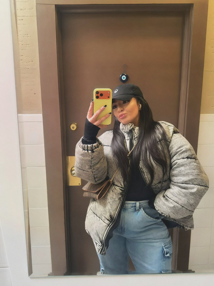 celenia ✨ | HT tweet media