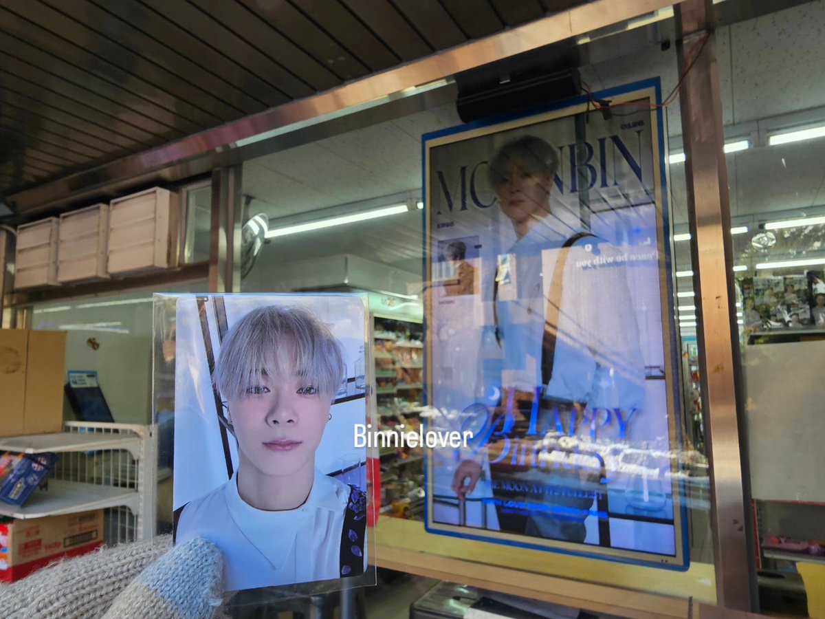 BinnieLover tweet media